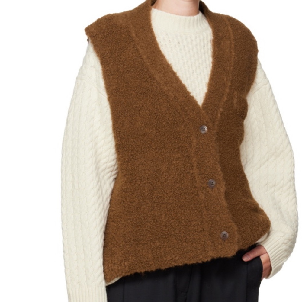Cordera Vest - Picture 2 of 8